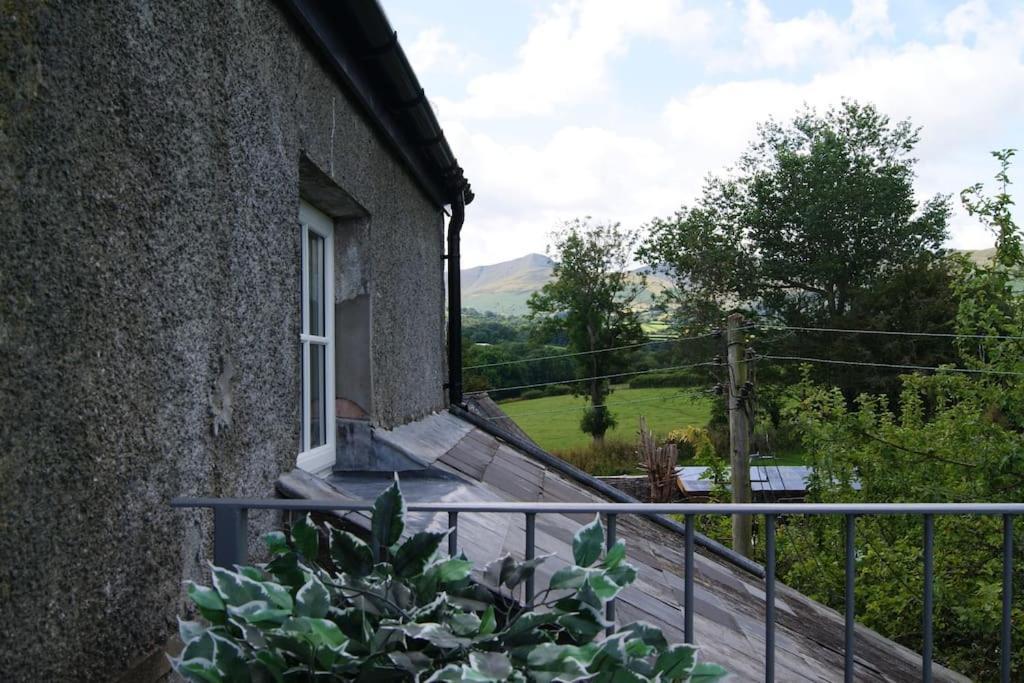 Top Floor At Cantref House Brecon Eksteriør billede